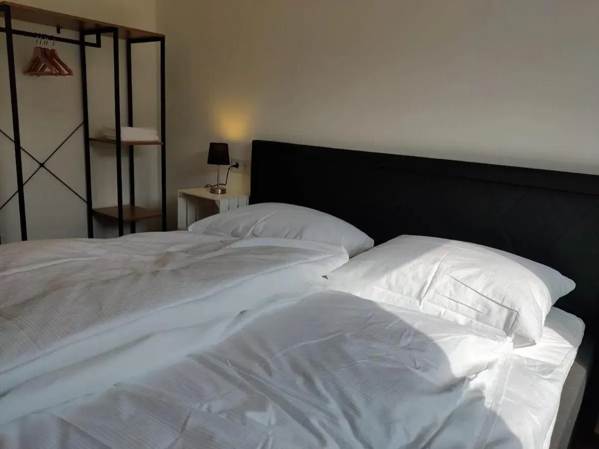 Central Apartments With Private Parking Lot Würzburg 0*,
