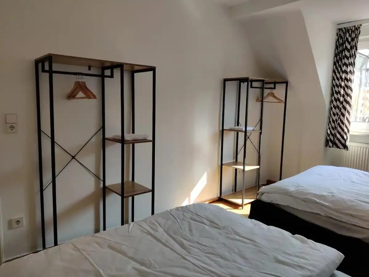 Central Apartments With Private Parking Lot Wurzburg